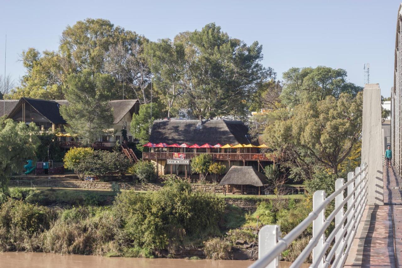 Riverside Lodge & Conference Center Aliwal North Exterior foto